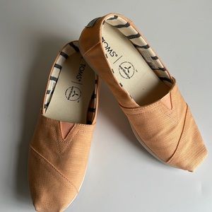 Toms Womens Alpargata Espadrilles, light orange